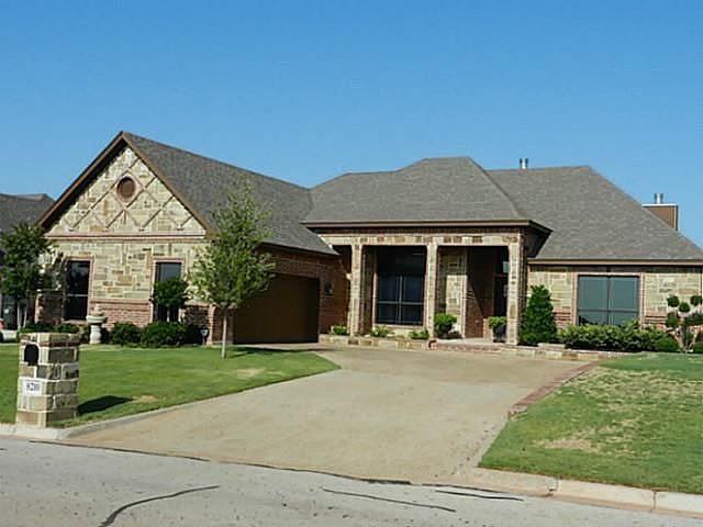 1st image of 8210 Linda Vis