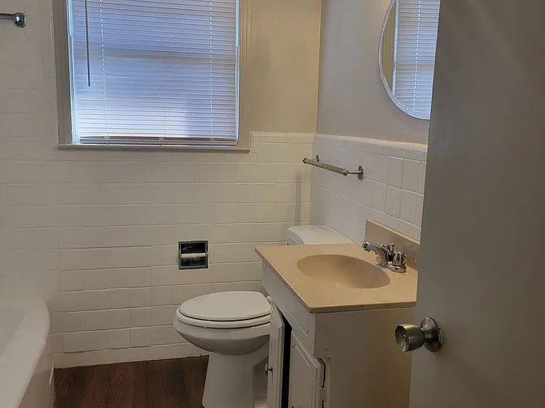 188 Charles Ave #188 — Photo 5