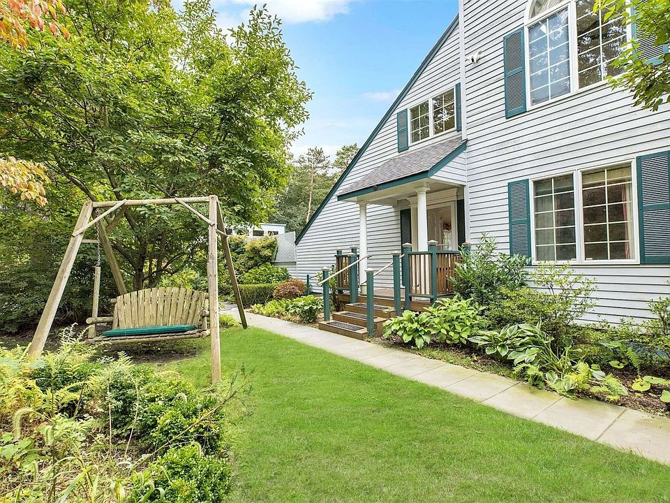 Zillow 24 Lakewood Ave East Quogue at Ernest Gonsalves blog