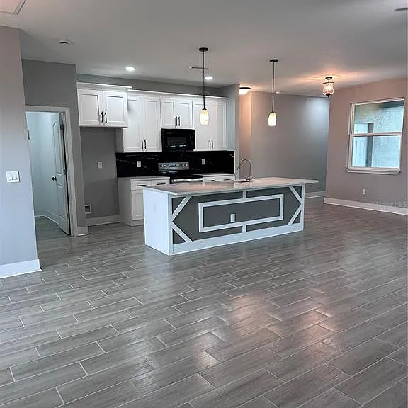 13195 Drysdale Ave — Photo 10