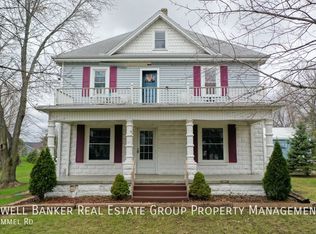 N2763 Immel Rd, Hortonville, WI 54944