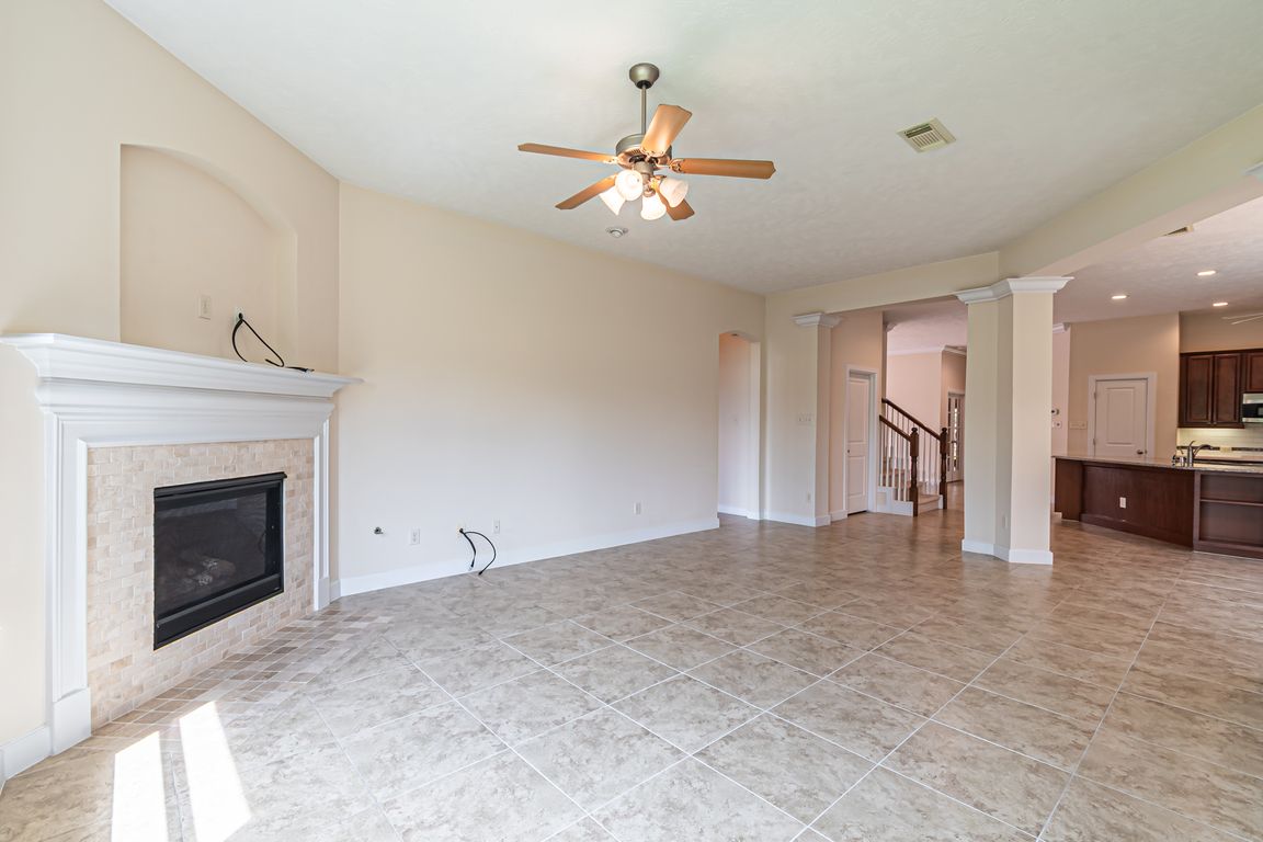 next background image