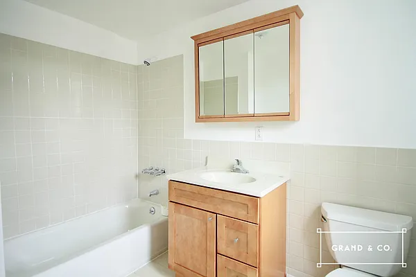 Rented by Grand & Co. | media 14