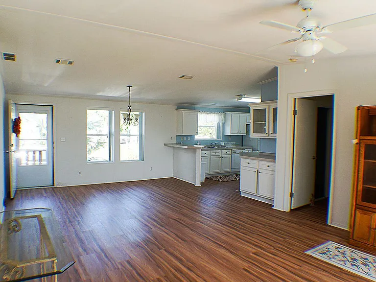 7030 SE Ridgeway Ter — Photo 6