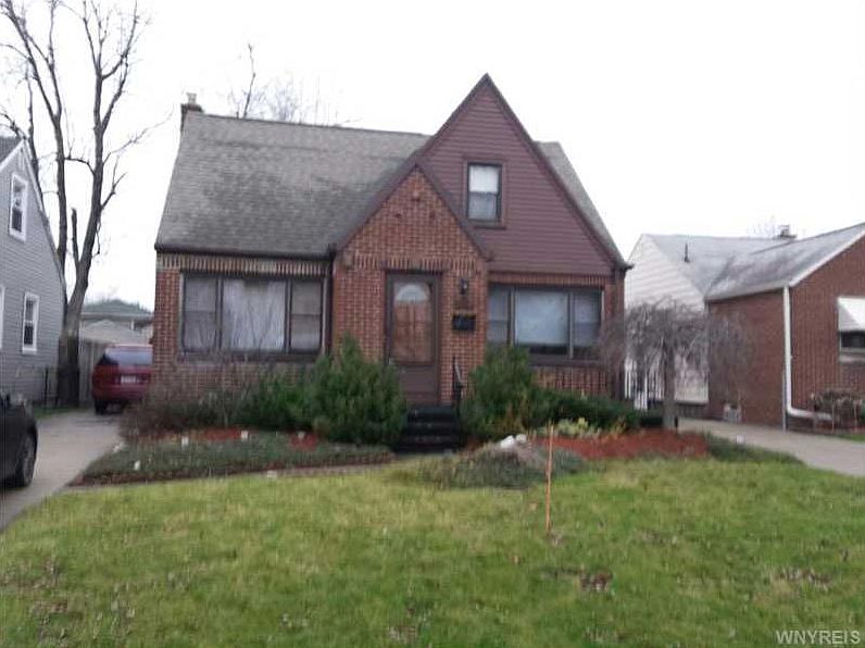 2nd image of 203 Edgewood Ave