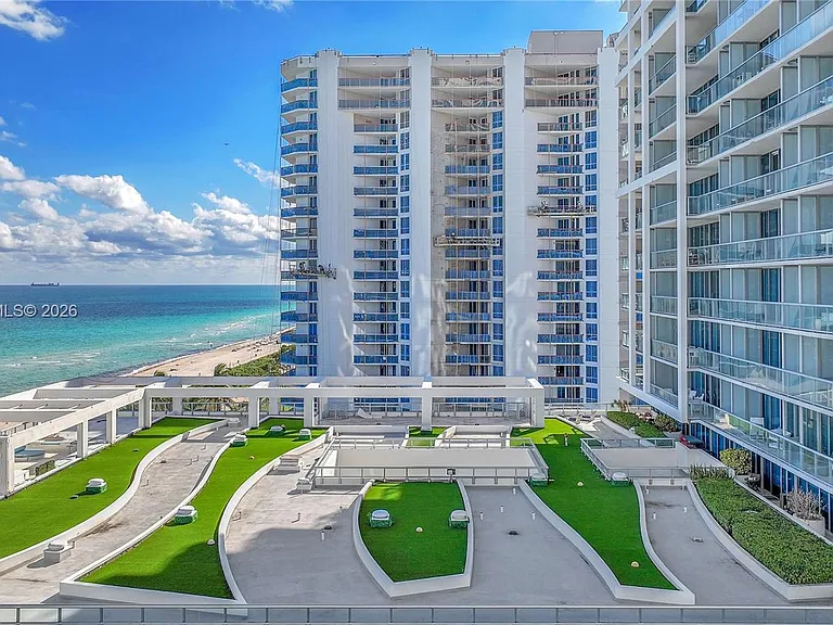 6799 Collins Ave #309 — Photo 26