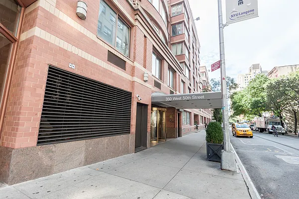 Rented by Solace SMC Inc | media 45