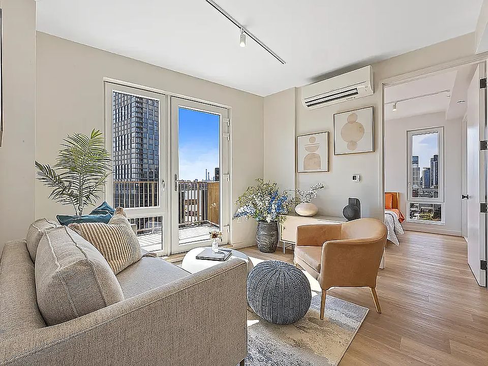 1st image of 16 West St #1202