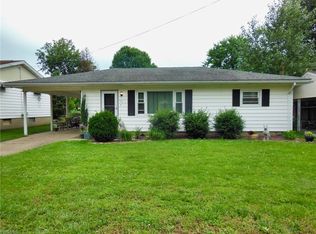 606 57th St, Vienna, WV 26105
