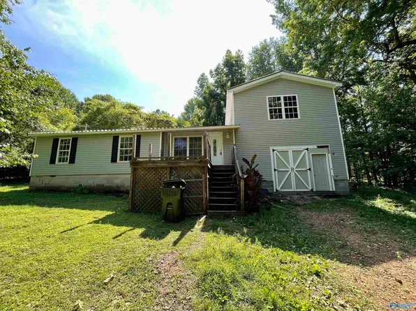 414 J Payton Cir, Gurley, AL 35748