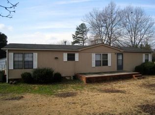 215 Ezell Cir, Chesnee, SC 29323