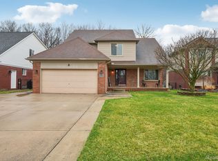 49469 Monte Rd, Chesterfield, MI 48047