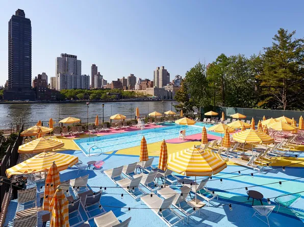 20 River Road image 13 of 20