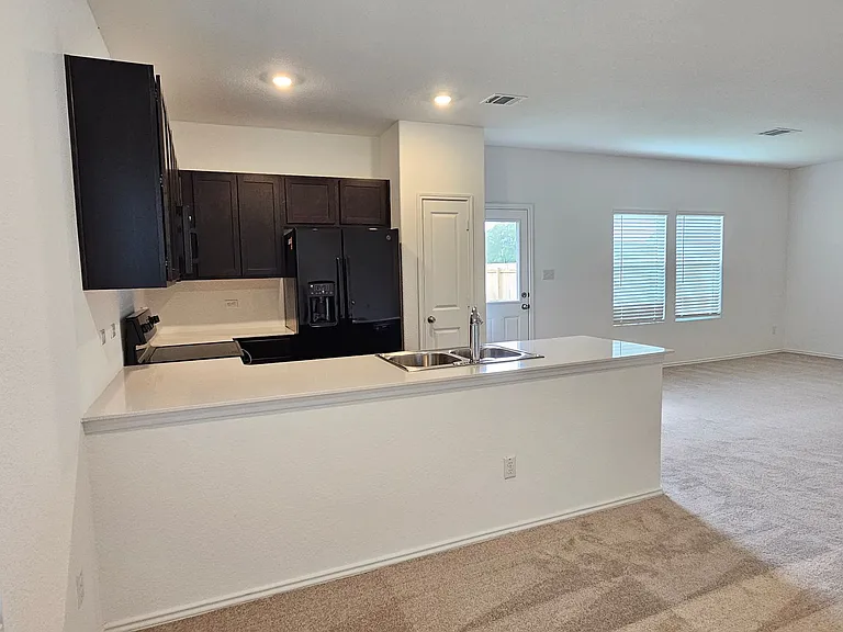 414 Bass Dr — Photo 13