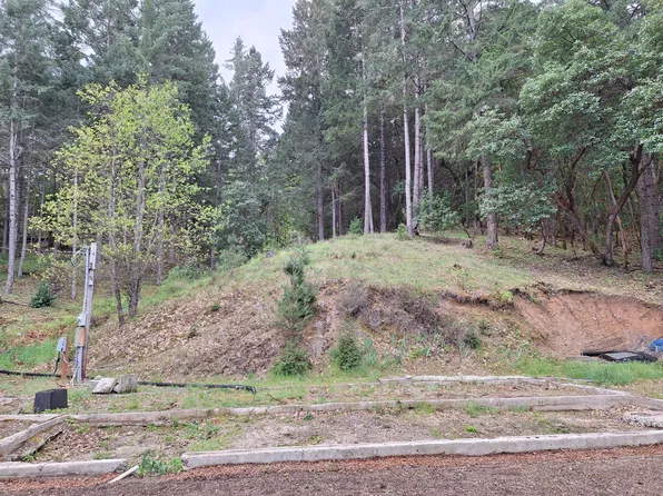 1771 Sleepy Hollow Loop, Grants Pass, OR 97527