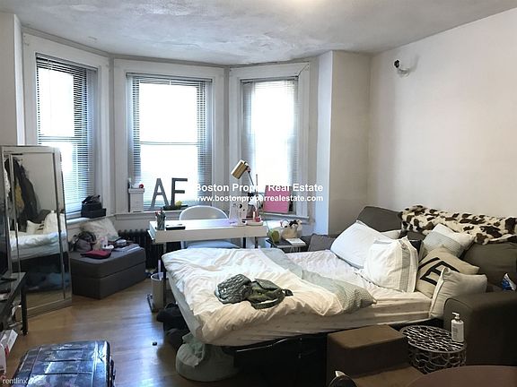 289 Newbury #2 Boston - Back Bay Unit Photo 1