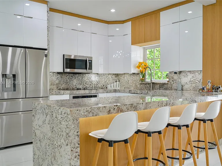 1535 Baracoa Ave — Photo 18