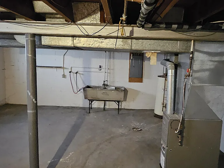 805 Spangler St NE — Photo 9