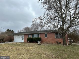 102 Horseshoe Cir, Pennsylvania Furnace, PA 16865