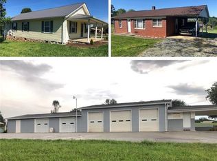 1470 Cape Hickory Rd, Hickory, NC 28601