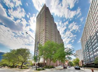 4170 N Marine Dr APT 21C, Chicago, IL 60613