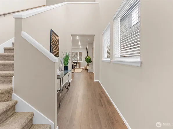 3853 80th Avenue NE, Marysville, WA 98270