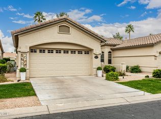 9625 E Holiday Way, Sun Lakes, AZ 85248