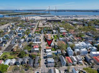 13 Line St, Charleston, SC 29403