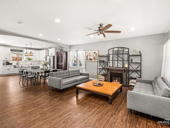 4th image of 7735 W 65th Pl