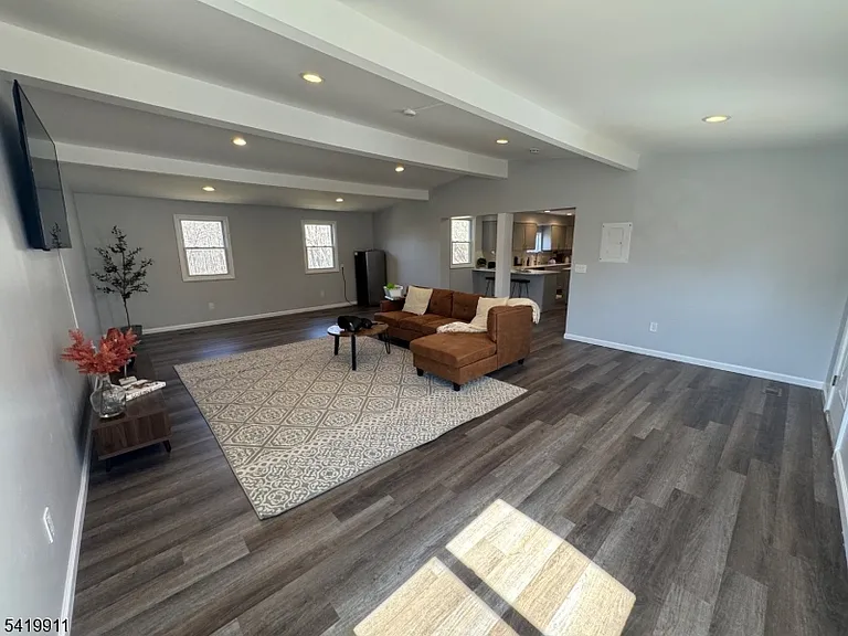 117 Weldon Rd — Photo 9