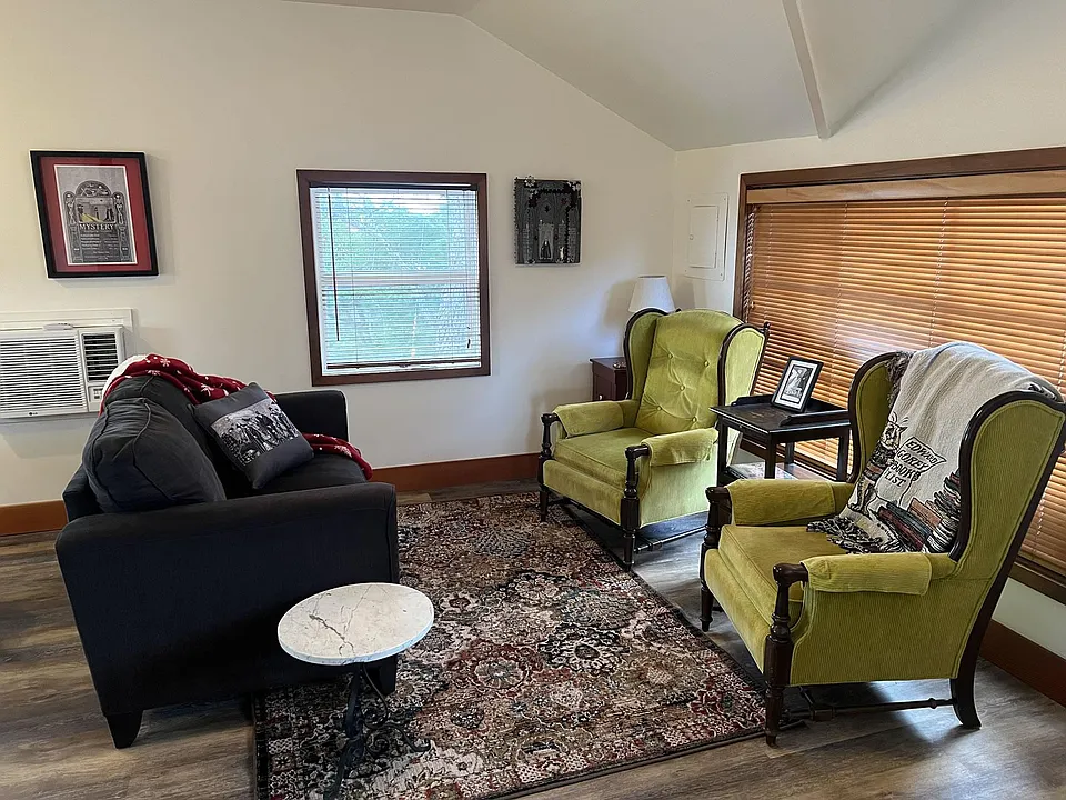 331 N Main St #2