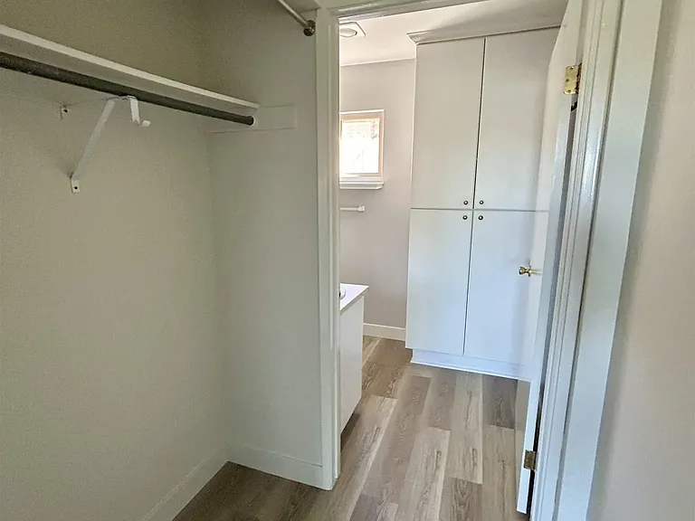 225 Melrose Ave #1 — Photo 11