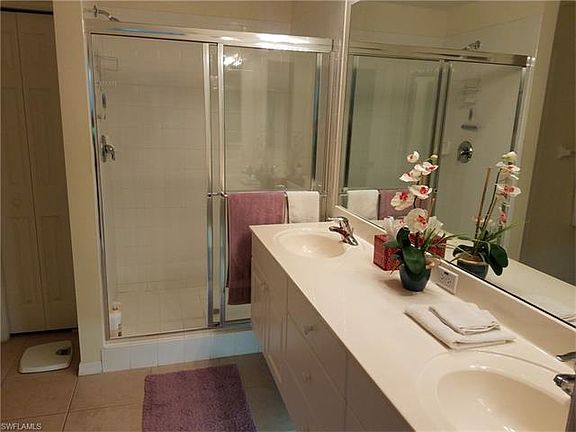 2nd image of 2400 Bayou Ln APT 11