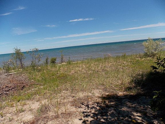 4th image of 666 Lake Shore Boulevard Lots 11 & #12