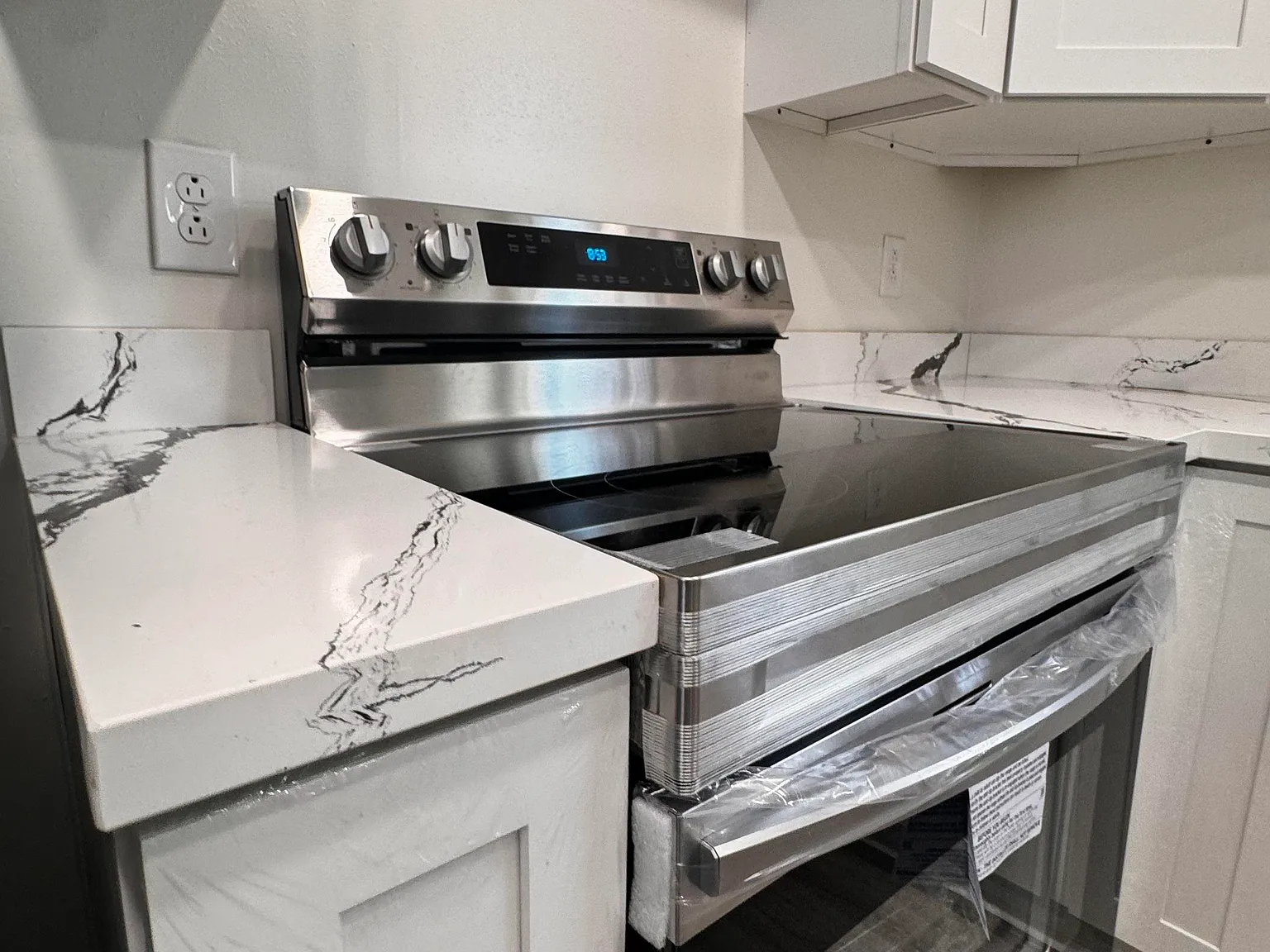 3 bed, 2200 sqft, $2,800 — Photo 4