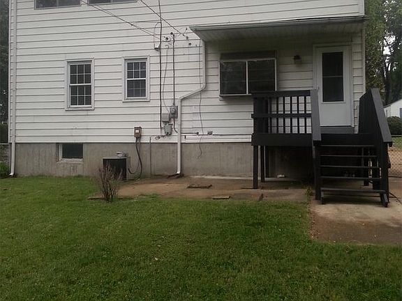 2nd image of 1205 Saint Matthew Dr