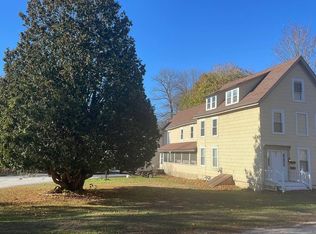 29 Pine St, Mechanic Falls, ME 04256