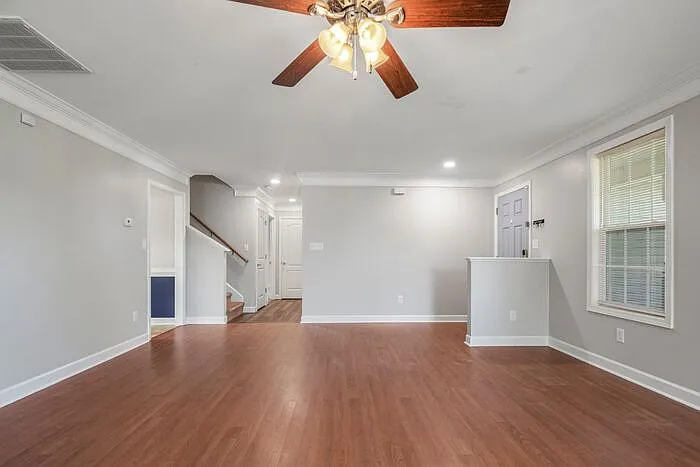 2105 Calista Cir — Photo 9
