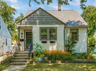 2636 W 90th St, Evergreen Park, IL