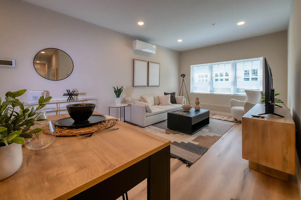 Prentice Place — Photo 4