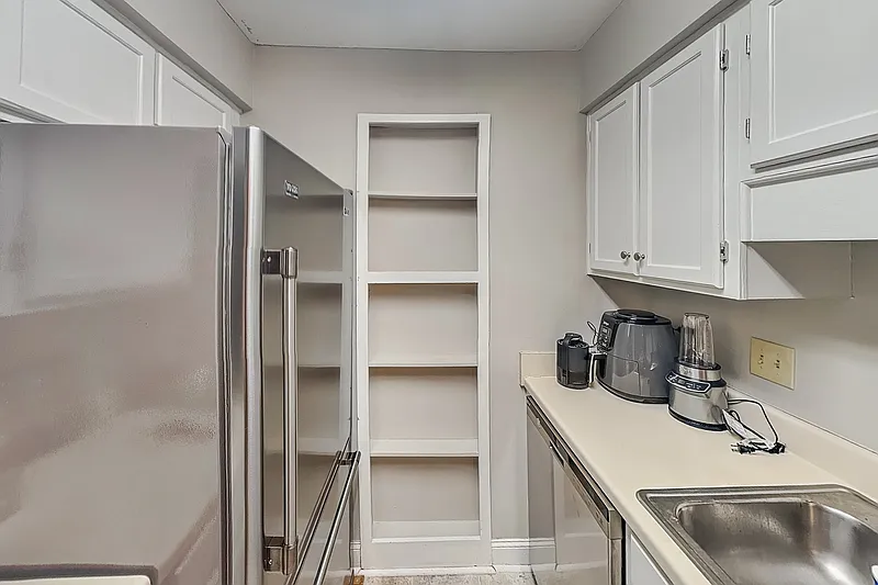 2 bed, 2.0 bath, 1249 sqft, $2,450 — Photo 3