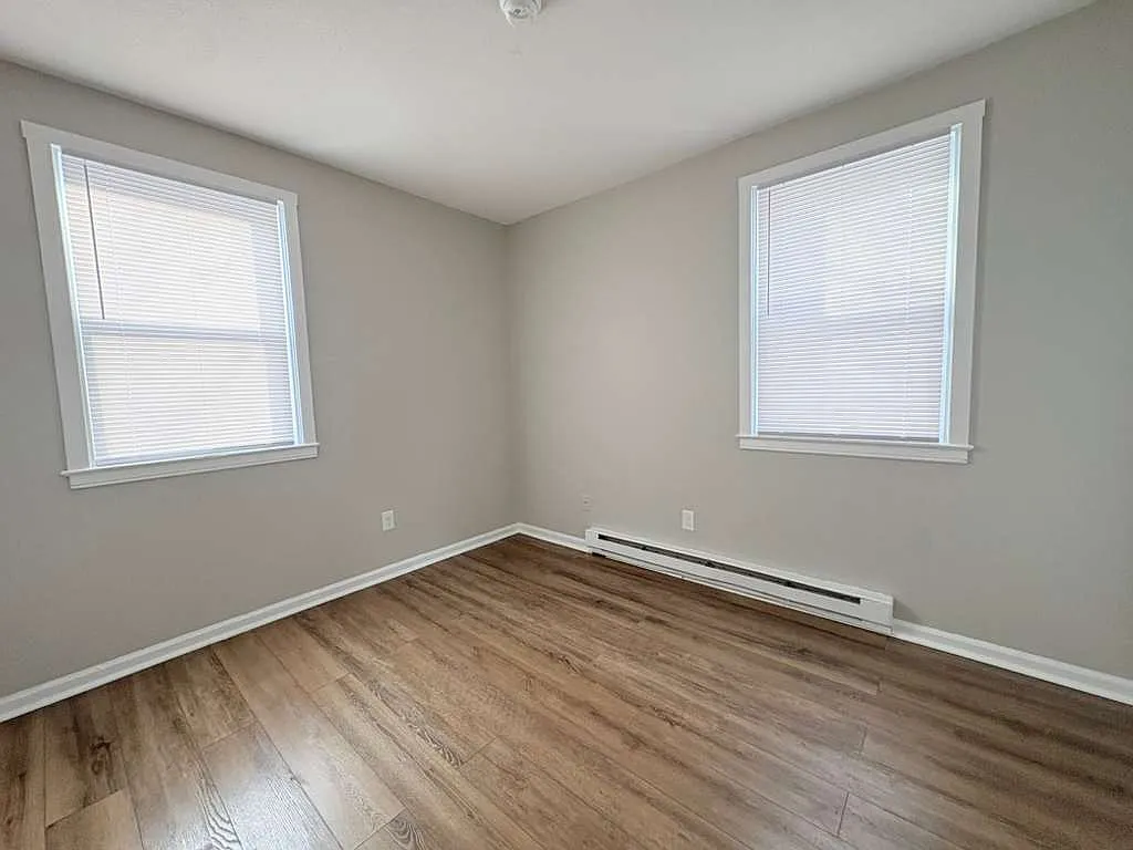 1 bed, $1,200 — Photo 2
