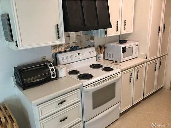 5th image of 7501 Ruby Dr SW APT I105