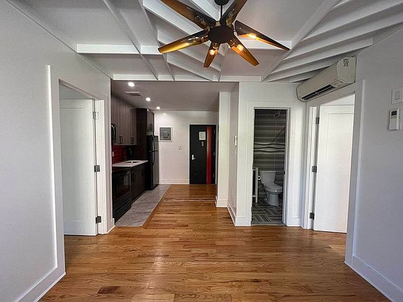 2nd image of 930 De Kalb Ave #403