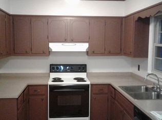 511 Sands Dr, Hopkinsville, KY 42240