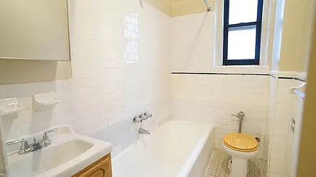 Rented by Karten & Lowe New York Real Estate LLC