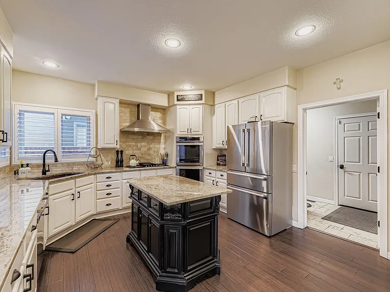 8356 Green Island Cir — Photo 8