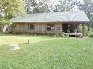 411 Lofton Rd, Pollock, LA 71467
