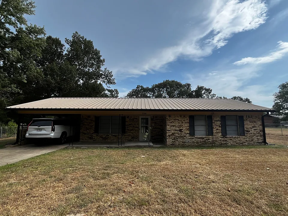 10614 Charelle Rd