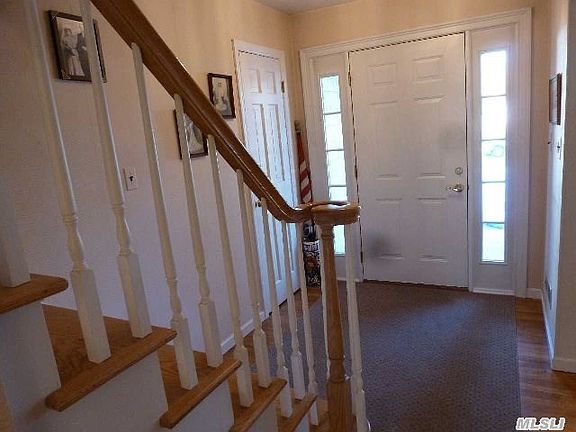 3rd image of 88 Kurt Ln